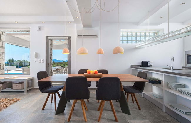 Villa in Rhodes With Infinity Pool & Sea Views - Foto 13