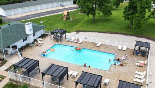 Amazing Lake Views with Pool, Loft, & Balcony - Foto 1, sunbed