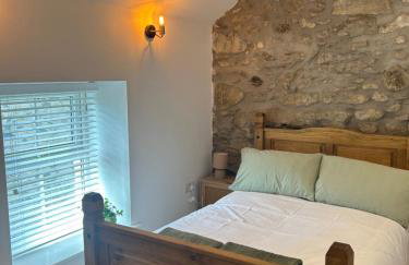 Cosy modern miners cottage - Photo 14