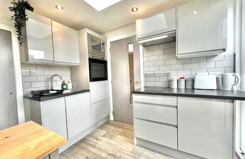 Yastayzzz at Studio 3 Bransford Road - Foto 13