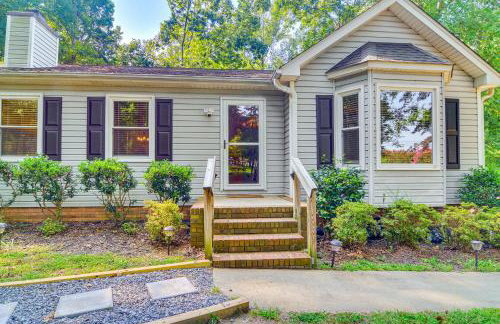 Private Yard and Deck High Point Home Base! - Foto 26