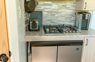 Charming Little House at Buckleberry View EV Recharge Gorgeous View Hot Tub - Foto 3