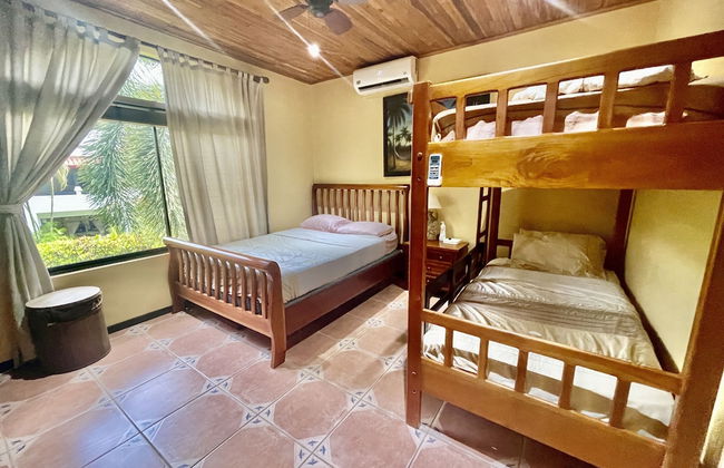 Mountain & Ocean View Retreat - Hermosa Palms 34 by RedAwning - Foto 7