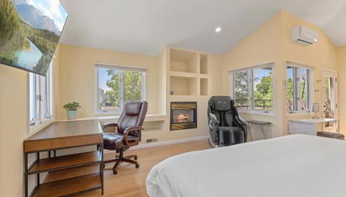 Heart of Cherry Creek Group Retreat Hot Tub - Foto 3