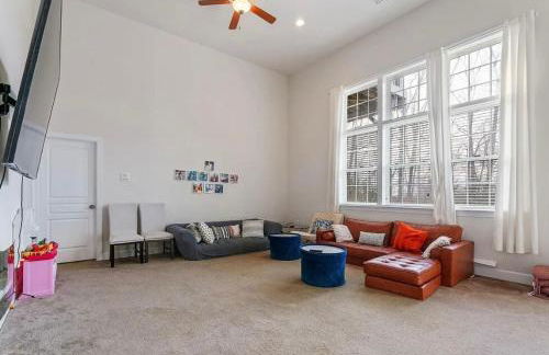 Spacious 5BR Home in Alexandria 5 Beds 5 Baths - Foto 4