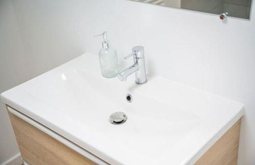 Chez Jean-Paul - Rez de jardin et parking - Foto 9