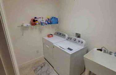 The Villages Sumter Landing With lanai & patio! - Foto 14