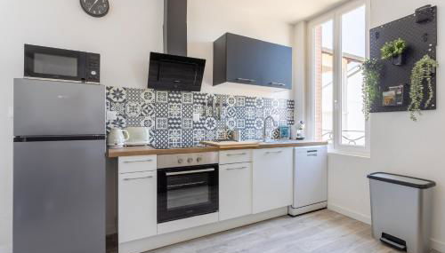 Curie 1er - Appart cosy & calme à 5 min de la gare - Foto 2, stove, dishwasher, toaster