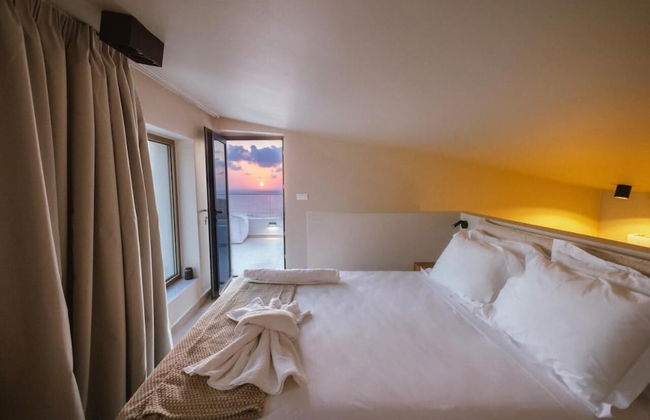 Anemelia Villas - Photo 2