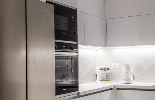 Presidential Beach Villa - Photo 21