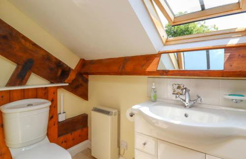 Battery Barn - Foto 24