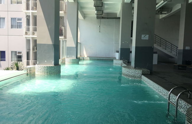 Comfortable Studio Room Apartment at Stanford Jatinangor - Photo 11