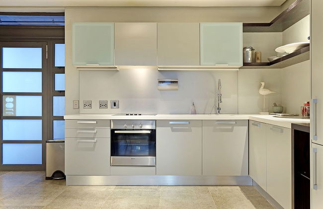 Metropolis 1108 - Adults Only - Photo 11