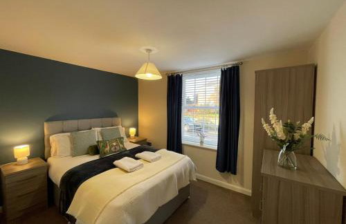 Large Apartments next to East Midlands Airport with Free Gated Parking! - Photo 63