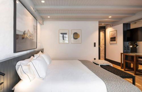 ART Boutique - Photo 9