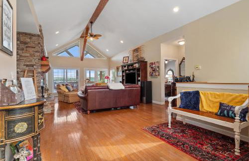 Blue Door - Entertainment Area Downstairs With A Pool Table - Foto 35