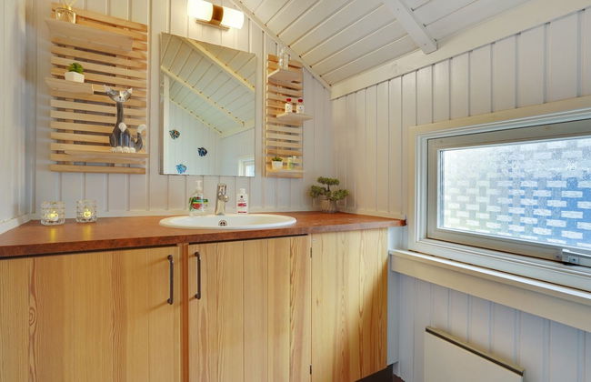 "Norna" - 300m from the sea - Foto 13