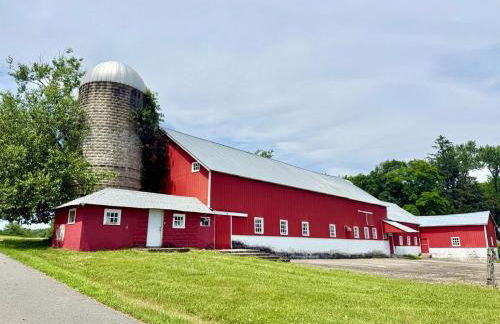 Historic Barn View Modern Country Newton House - Foto 6