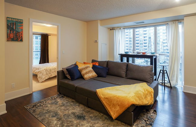 Applewood Suites - Luxury 3 BDRM - Photo 24