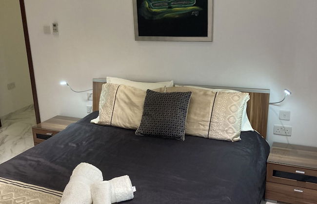 Side SeaView 3Bedrooms Apartment Sliema - Foto 3