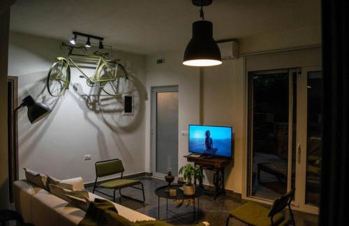 Istron Avra - Foto 28