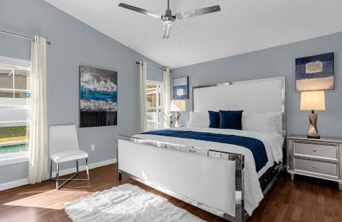 1st Animatronic Dinosaur Villa - Photo 2