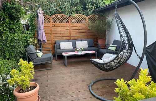 Kleines Apartment mit begehbarer Dusche im Schlafzimmer - Foto 3