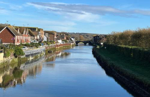 Dove Cottage is a Central, Riverside, Charming Victorian Cottage - Foto 50