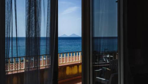 Grazia's Aeolian View House - Foto 1