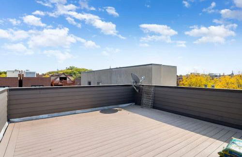 Stunning 5BR Home in Heart of Chicago with 2 Rooftops - Foto 68