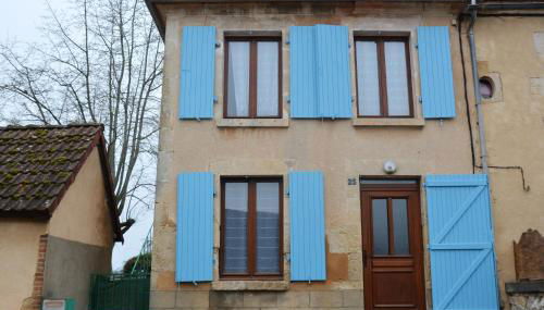 Maison accueillante à Saint-Amand-en-Puisaye avec jardin - Foto 1