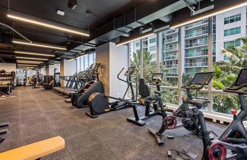 Contemporary Comfort Rooftop Views & Full Kitchen - Foto 54