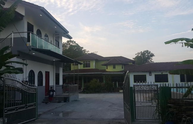 Mri Homestay Sg Buloh - 3 Br House Ground Floor With Centralised Private Pool - Foto 20