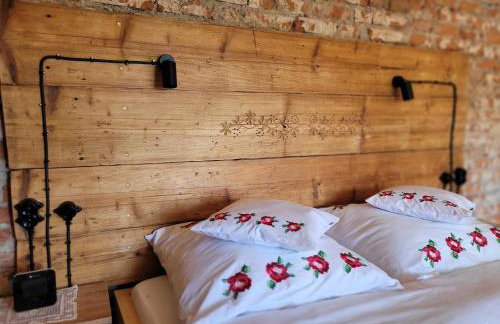 Stary Dom z Piwnicą - Foto 32