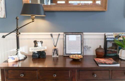 Mountain Retreat with Hot Tub, Game Room and Views - Foto 15