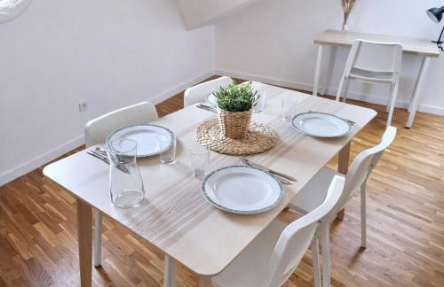 2 Mins from Train Station - Paris & DisneyLand - Cosy à Quatre - Foto 2