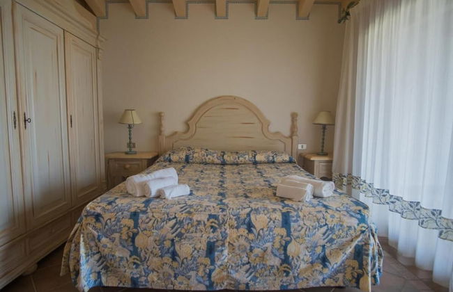 Beautiful Il Giardino Degli Oleandri 1 Bedroom Sleep 4, Plus Extra Child - Photo 3