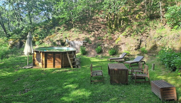 Banheira de hidromassagem exterior