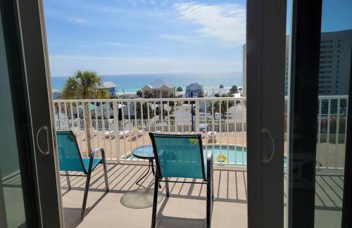 Spectacular 5th Floor Gulf View Condo in Panama City Beach, just steps away from the beach - Foto 1