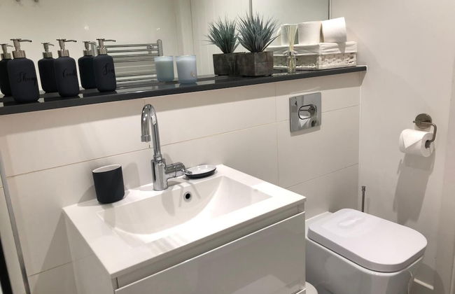 Stunning one bedroom apartment by Creatick - Foto 37