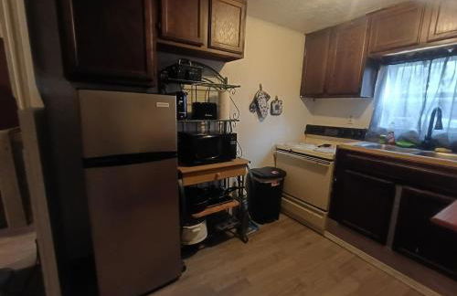 Rustic Cozy Cabin Getaway Close to Town - Foto 4