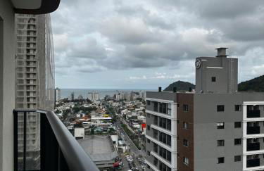 Praia Brava com Vista Mar Apt 2 Quartos Perto de BC - Foto 34