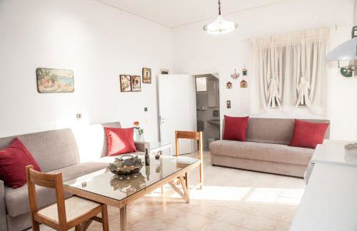 Plagia's Sunset Apartments - Photo 51