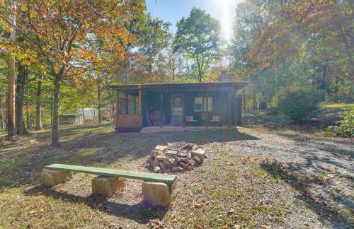 Rustic Bedford Cabin Near Hunting and Fishing - Foto 17