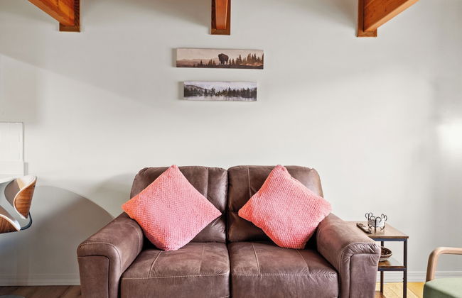 Owl's Nest - Photo 26