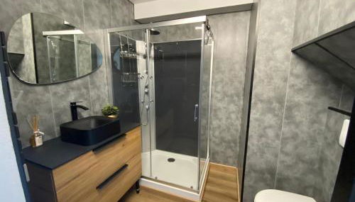 Studio 2 personnes superbe vue mer à 50m de la plage du Fort Bloqué - JULIAN - Foto 4, Shower