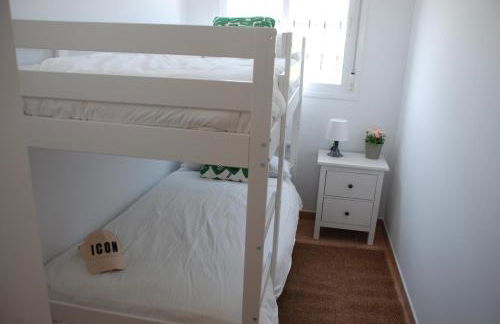 Magnífico Adosado con Piscina en Urb. Palm Beach - Foto 20