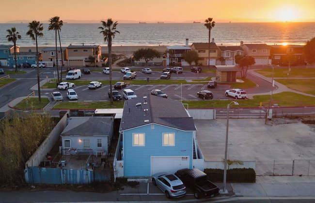 Walk to the Sand! Ocean Views, Balcony & Parking Sunset Surf - Photo 26