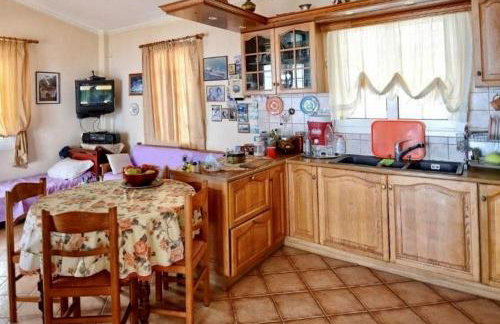 Ikaria Studios - Photo 15