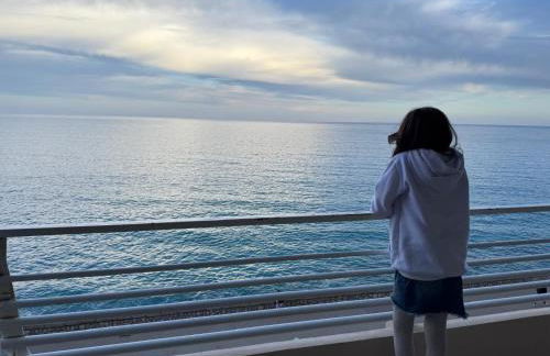 Casa Sud Menton Studio Front de Mer Vue Mer Panoramique Terrasse Parking - Foto 36